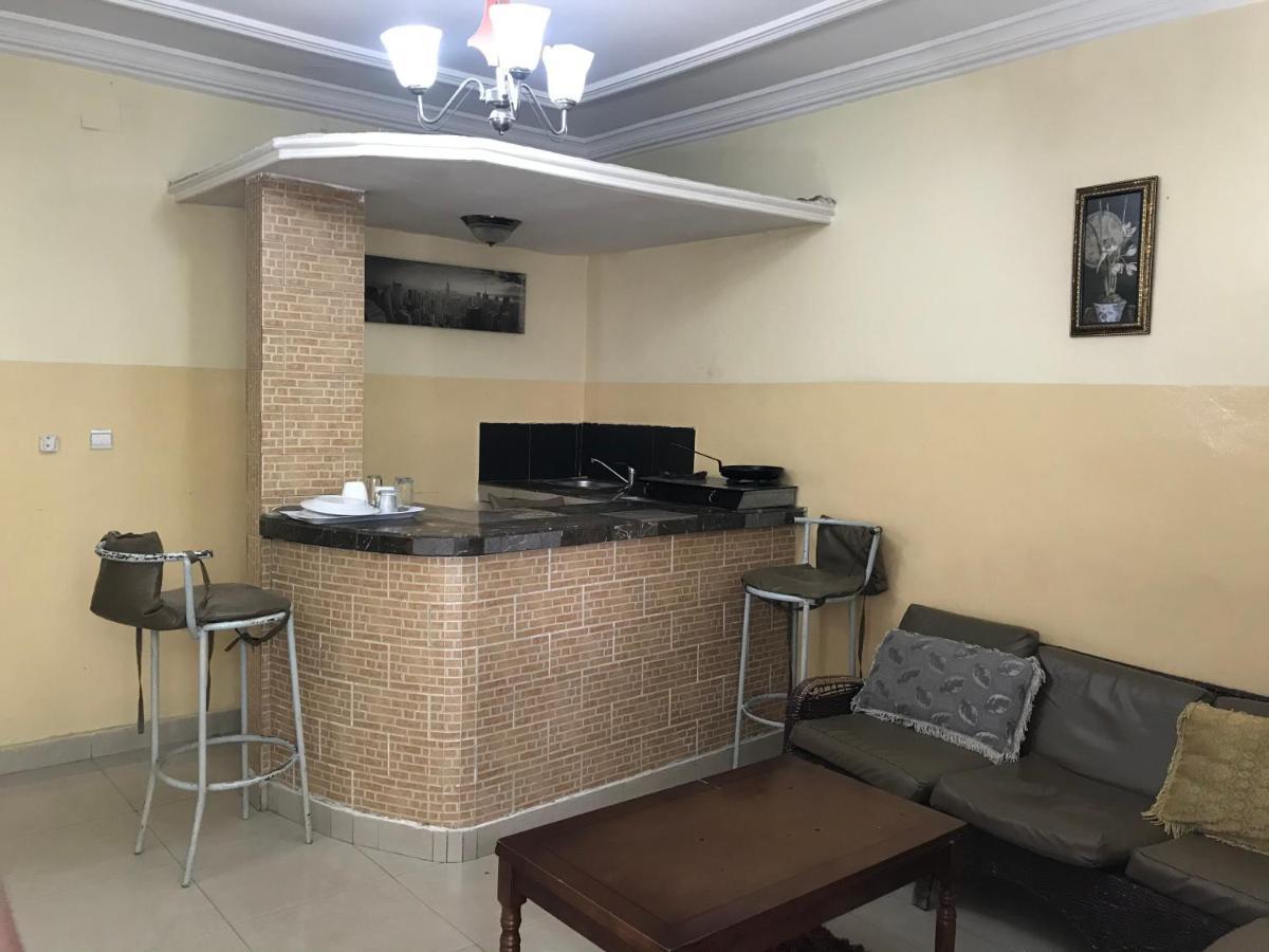 Appartements Chez Léo Brazzaville Extérieur photo